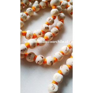 JAPA MALA MADERA OM MANI PADME HUM