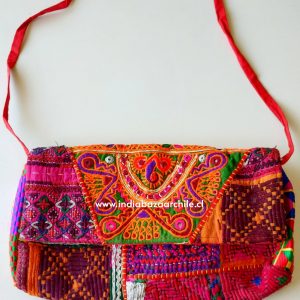 CARTERA BORDADA PUNTO CRUZ 4