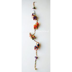 COLGANTE BORDADO CAMELLOS